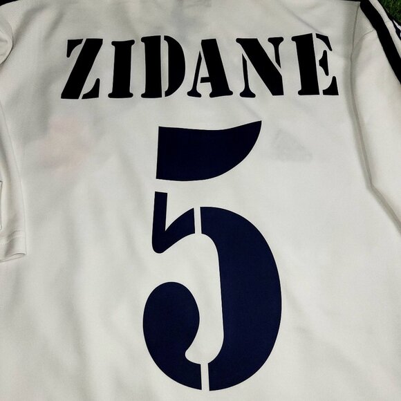 Zidane Real Madrid Centenary 2001 2002 UEFA Soccer Jersey Shirt L SKU# 134748 - Picture 3 of 10